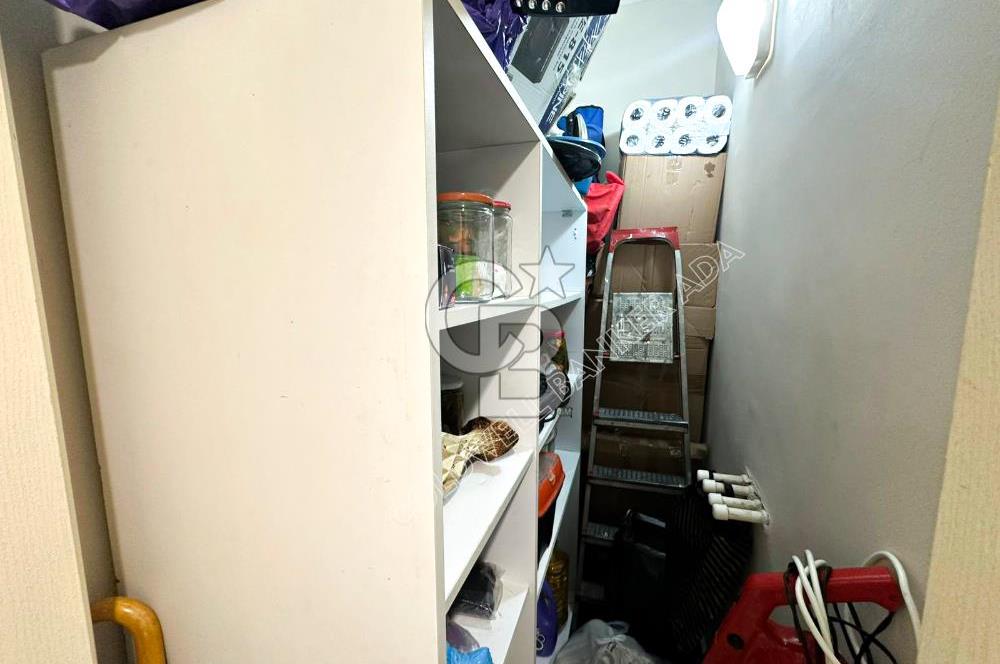 Kuşadası Kapalı Mutfak Deniz Manzaralı Satılık 3+1 Daire