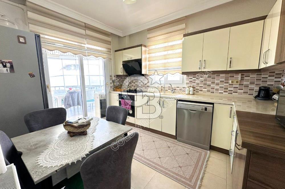 Kuşadası Kapalı Mutfak Deniz Manzaralı Satılık 3+1 Daire