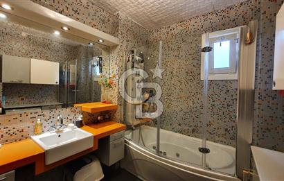 SUADİYE BAĞDAT CADDESİ VE SAHİLE YÜRÜME MESAFESİNDE ASANSÖRLÜ OTOPARKLI 2+1