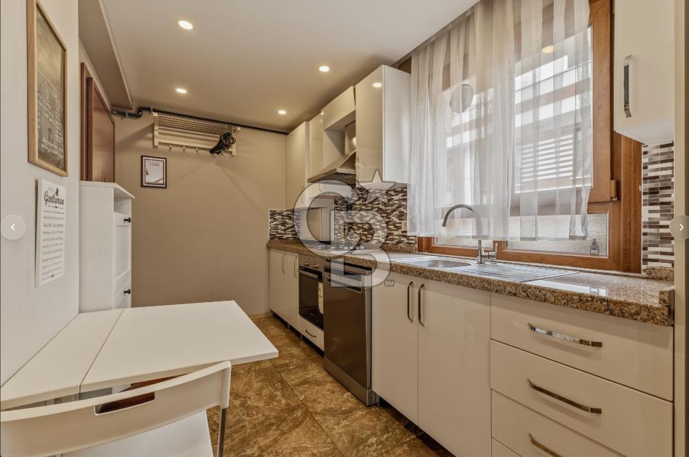 4.LEVENT METROYA KOMŞU KİRALIK MODERN EŞYALI ÇATI DUBLEKS