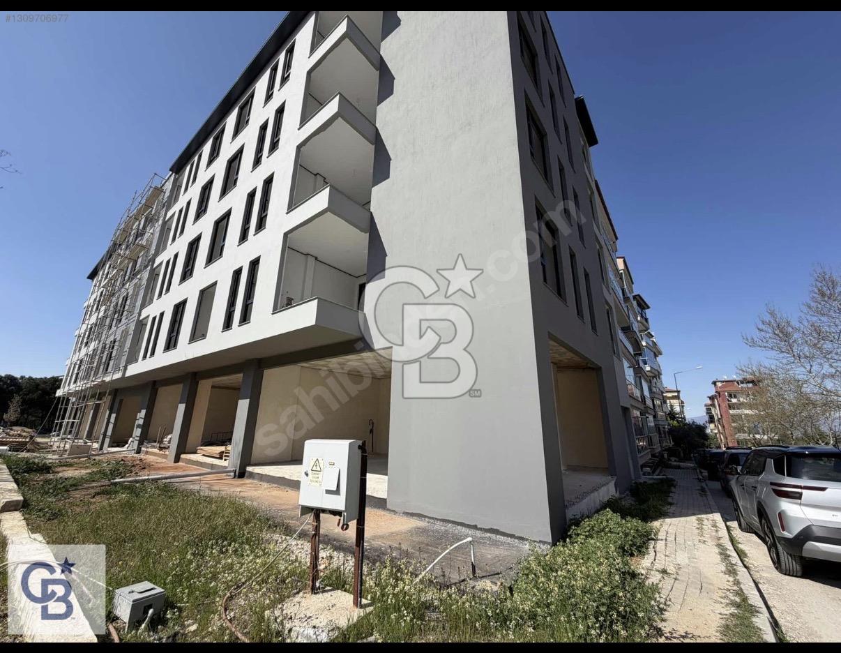 gerzele Mahallesi Başak Heykeli Üzerinde Kiralık Dükkan