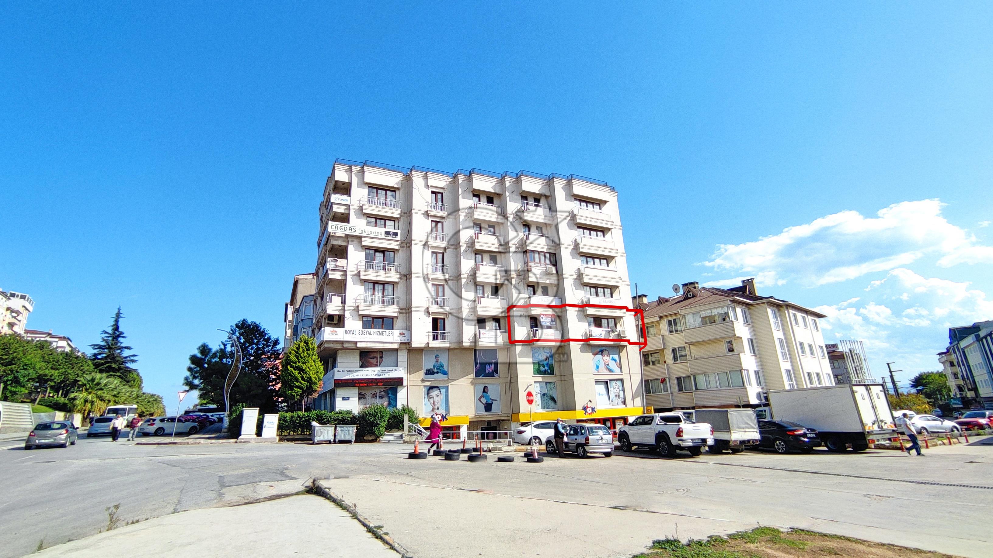 SATILIK OFİS Fatih Dev. Hastanesi karşısı İstanbul Cd. üzeri 140 m2 
