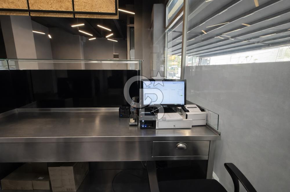 Buca Hoca Ahmet Yesevi Caddesinde Devren Kiralık İşyeri 