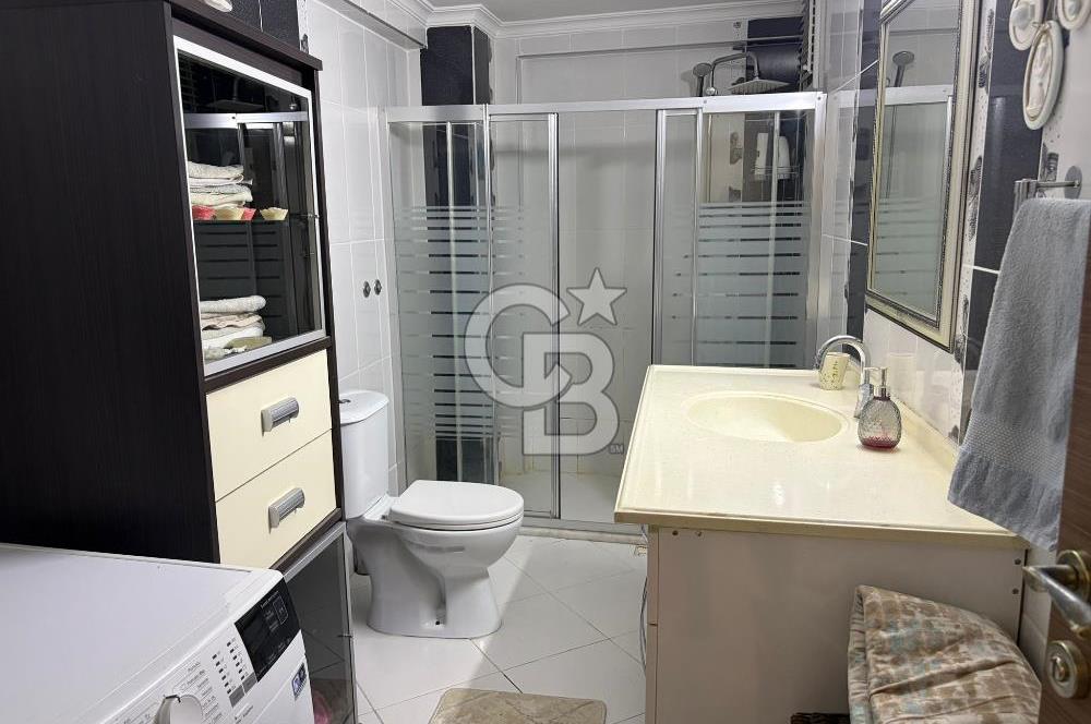 Balçova Merkezi Konumda 3+1 Eşyalı Daire
