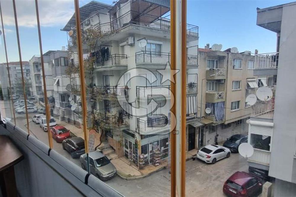 Balçova Merkezi Konumda 3+1 Eşyalı Daire