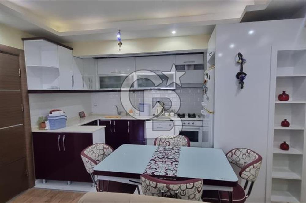 Balçova Merkezi Konumda 3+1 Eşyalı Daire