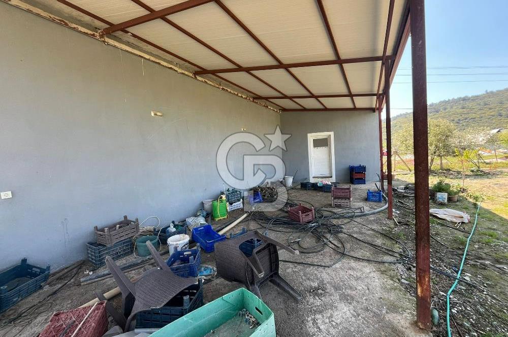 Güzelbahçe'de Ana Yola Yakın 200 M2 Ruhsatlı Kiralık İşyeri