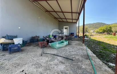 Güzelbahçe'de Ana Yola Yakın 200 M2 Ruhsatlı Kiralık İşyeri