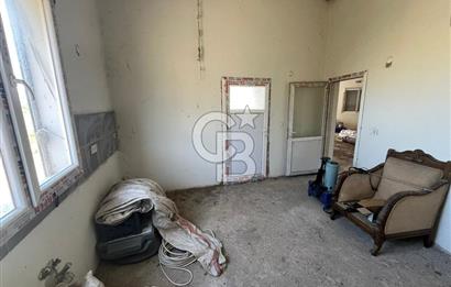 Güzelbahçe'de Ana Yola Yakın 200 M2 Ruhsatlı Kiralık İşyeri