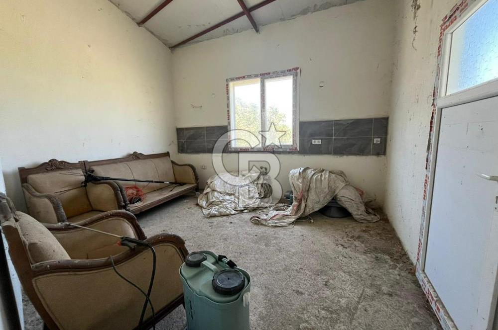 Güzelbahçe'de Ana Yola Yakın 200 M2 Ruhsatlı Kiralık İşyeri