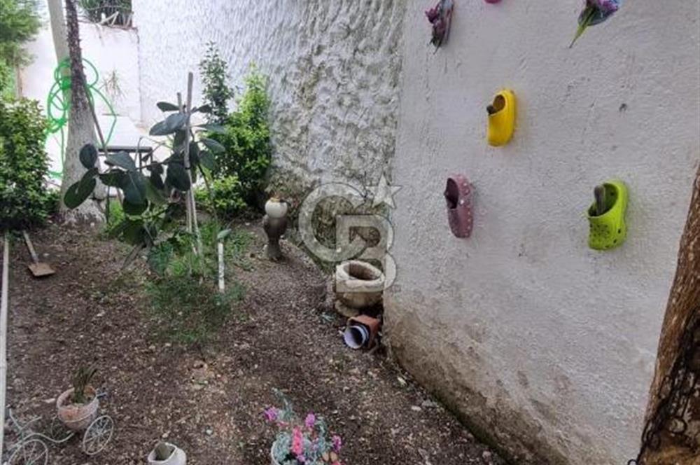 İzmir Karabağlar Bozyaka Satılık 2 adet 3+1 ve 1+1 daire