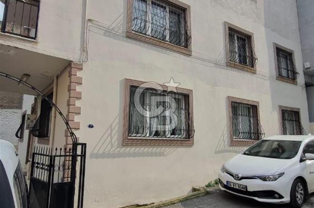 İzmir Karabağlar Bozyaka Satılık 2 adet 3+1 ve 1+1 daire