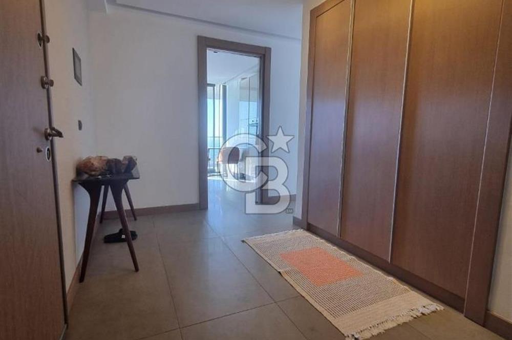 Narlıdere Vitalia Sitesinde üç cepheli satılık 3+1 daire