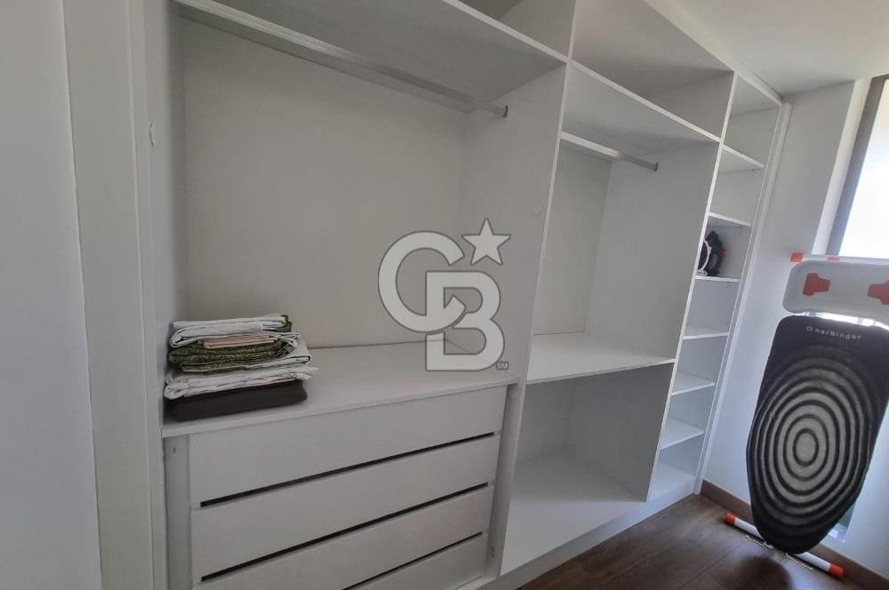 Narlıdere Vitalia Sitesinde üç cepheli satılık 3+1 daire