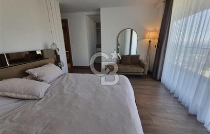 Narlıdere Vitalia Sitesinde üç cepheli satılık 3+1 daire