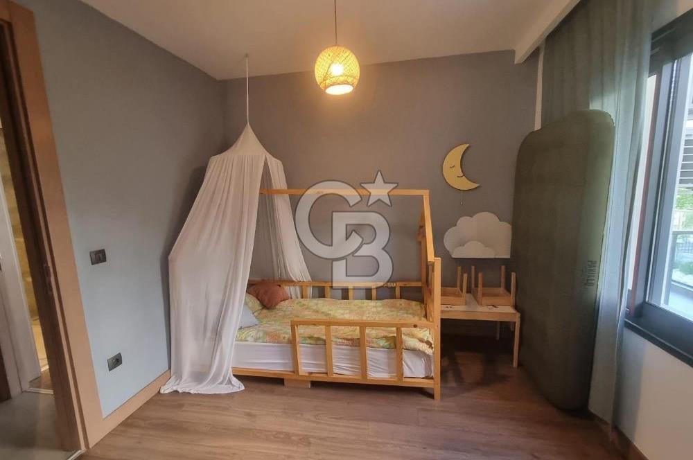 Narlıdere Vitalia Sitesinde üç cepheli satılık 3+1 daire