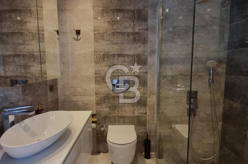 Narlıdere Vitalia Sitesinde üç cepheli satılık 3+1 daire