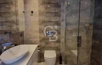 Narlıdere Vitalia Sitesinde üç cepheli satılık 3+1 daire