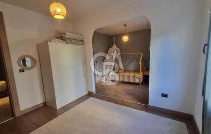 Narlıdere Vitalia Sitesinde üç cepheli satılık 3+1 daire