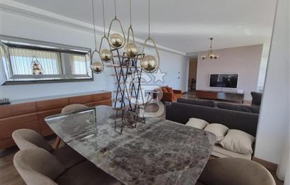 Narlıdere Vitalia Sitesinde üç cepheli satılık 3+1 daire