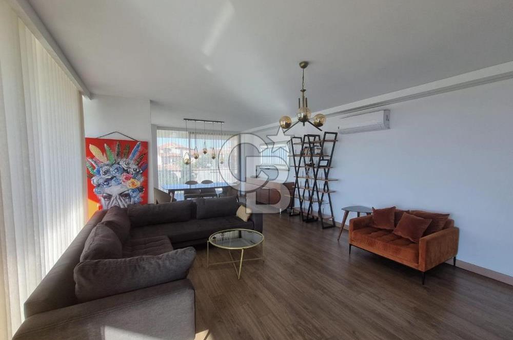 Narlıdere Vitalia Sitesinde üç cepheli satılık 3+1 daire