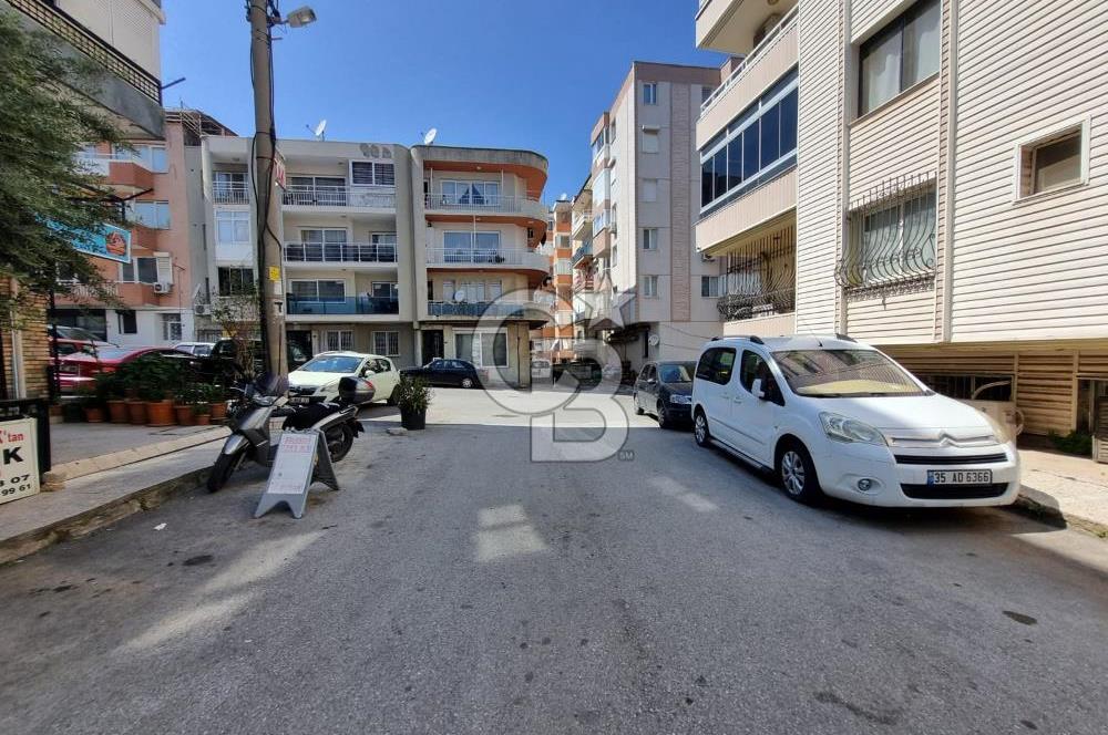 Balçova Sakarya Caddesine Yakın Merkezi Konumda Dükkan