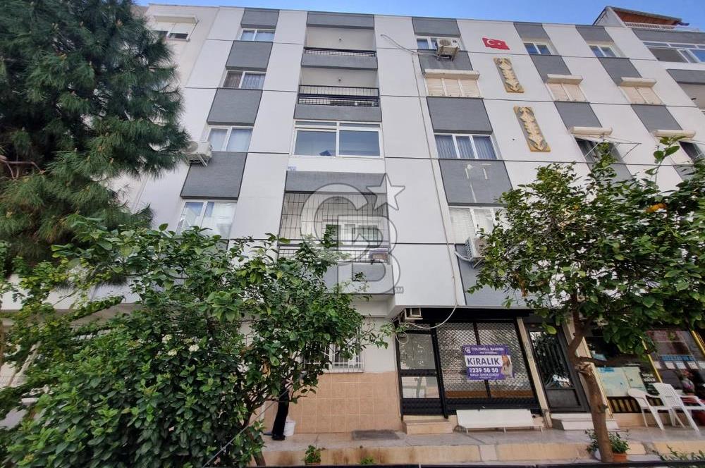 Balçova Sakarya Caddesine Yakın Merkezi Konumda Dükkan