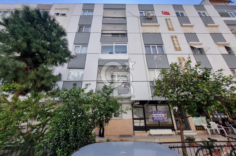 Balçova Sakarya Caddesine Yakın Merkezi Konumda Dükkan