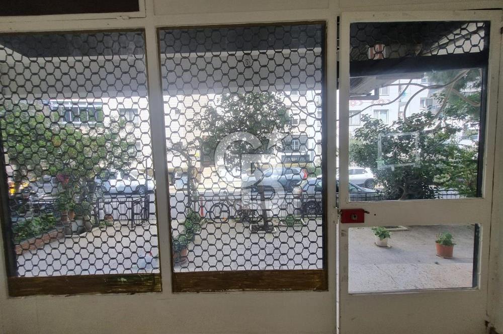 Balçova Sakarya Caddesine Yakın Merkezi Konumda Dükkan