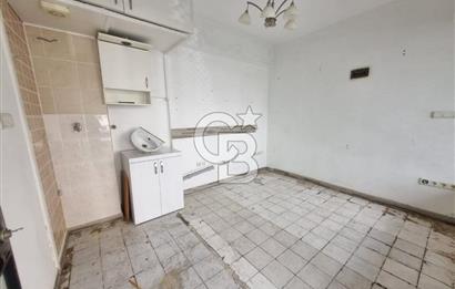 Balçova Sakarya Caddesine Yakın Merkezi Konumda Dükkan