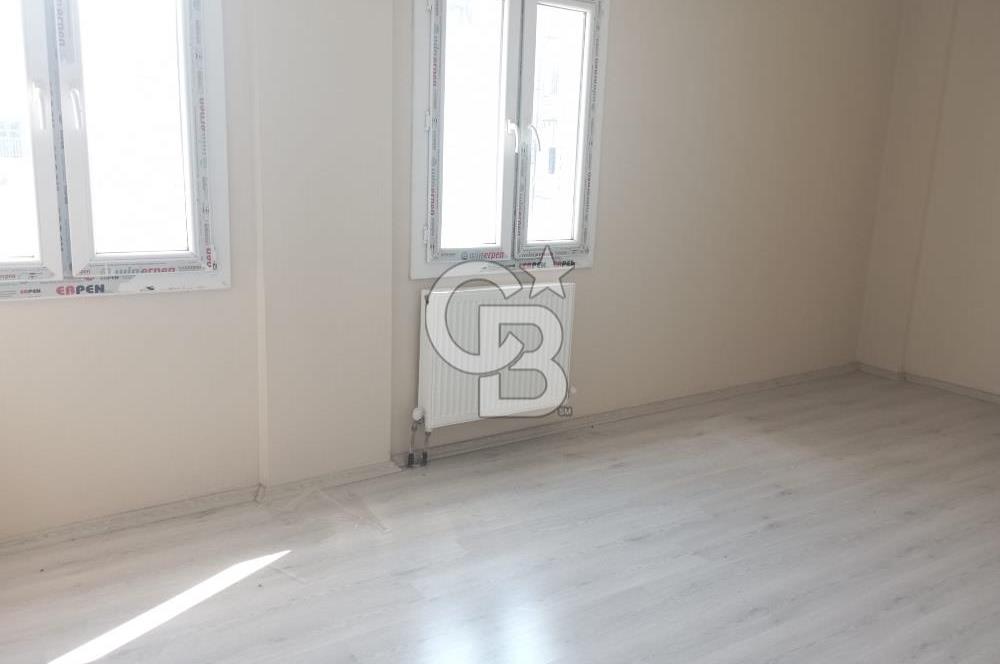 TURGUTLU'DA KOMPLE YENİLENMİŞ GENİŞ 2+1 DAİRE