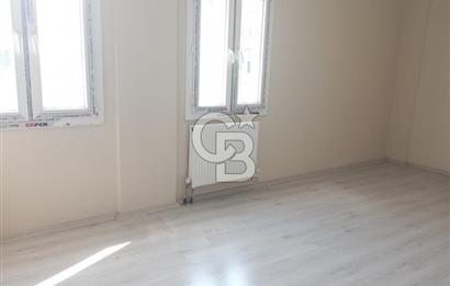 TURGUTLU'DA KOMPLE YENİLENMİŞ GENİŞ 2+1 DAİRE