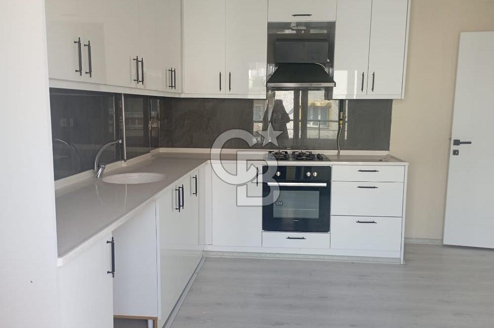 TURGUTLU'DA KOMPLE YENİLENMİŞ GENİŞ 2+1 DAİRE