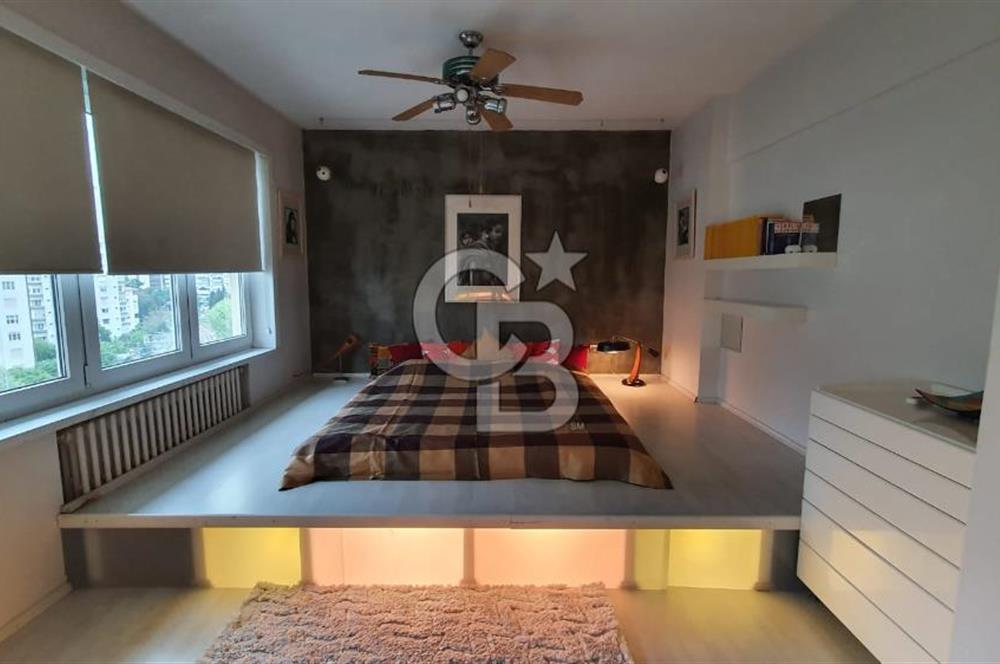 SUADİYE BAĞDAT CADDESİ VE SAHİLE YÜRÜME MESAFESİNDE ASANSÖRLÜ OTOPARKLI 2+1