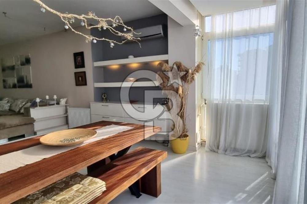 SUADİYE BAĞDAT CADDESİ VE SAHİLE YÜRÜME MESAFESİNDE ASANSÖRLÜ OTOPARKLI 2+1