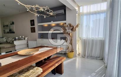 SUADİYE BAĞDAT CADDESİ VE SAHİLE YÜRÜME MESAFESİNDE ASANSÖRLÜ OTOPARKLI 2+1