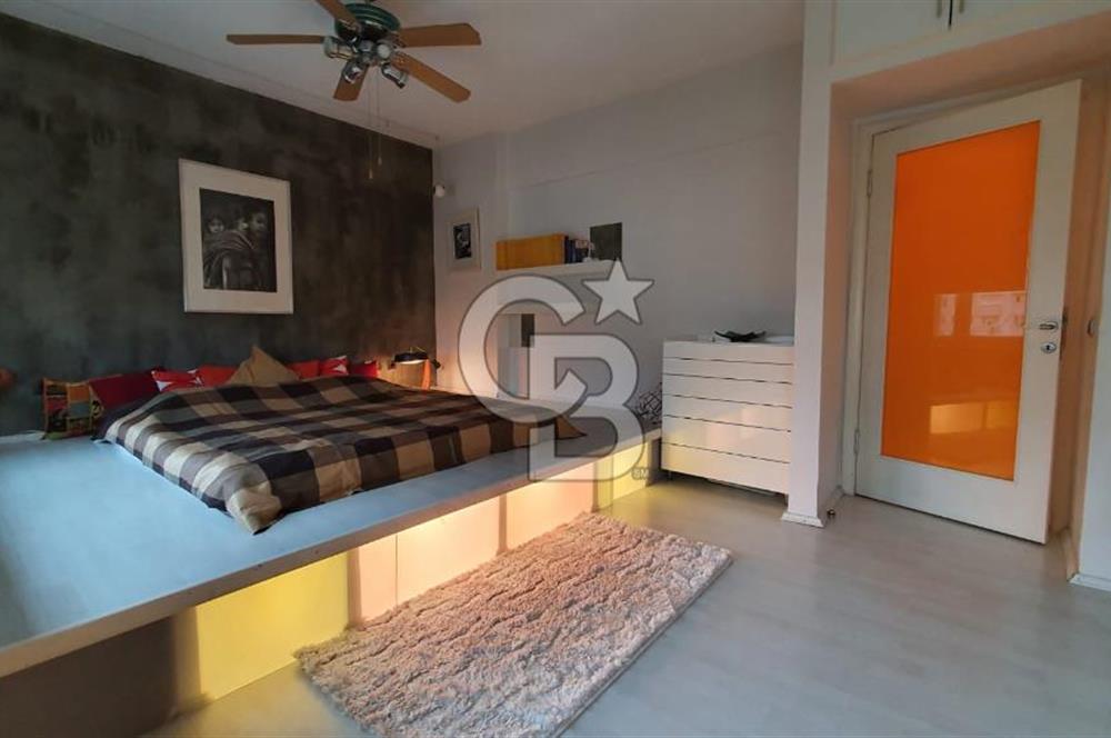 SUADİYE BAĞDAT CADDESİ VE SAHİLE YÜRÜME MESAFESİNDE ASANSÖRLÜ OTOPARKLI 2+1