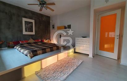 SUADİYE BAĞDAT CADDESİ VE SAHİLE YÜRÜME MESAFESİNDE ASANSÖRLÜ OTOPARKLI 2+1