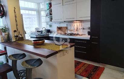 SUADİYE BAĞDAT CADDESİ VE SAHİLE YÜRÜME MESAFESİNDE ASANSÖRLÜ OTOPARKLI 2+1