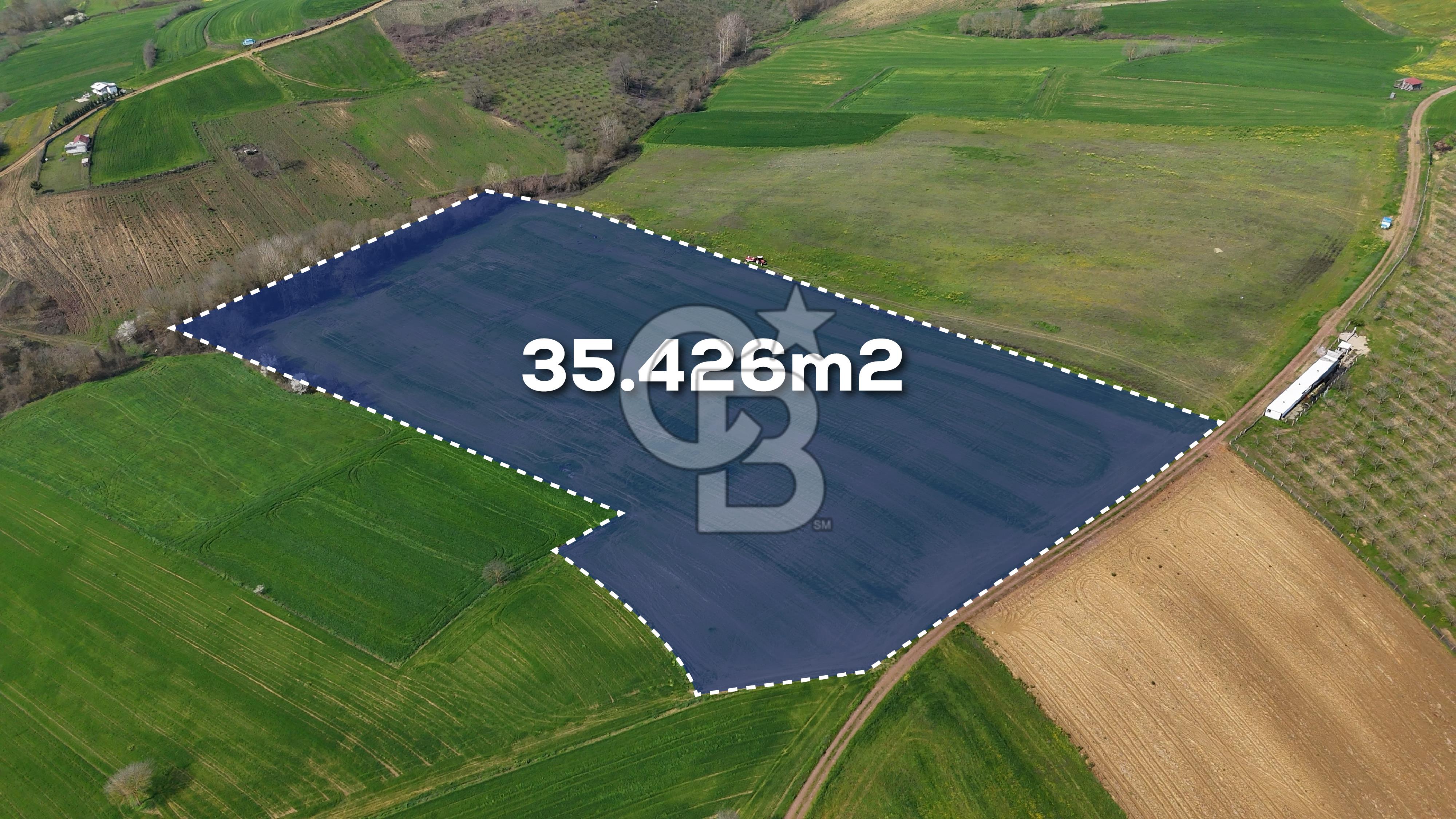 CB AKADEMİ BAĞLICA GÖL MANZARA YOL CEPHE SATILIK 35.426 m2 TARLA