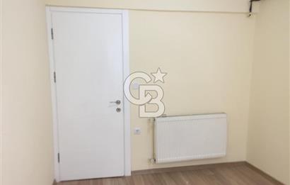 Şarkiye Mahallesi Türkeli Sokak’ta Yenilenmiş Merkezi Konumda Satılık Daire