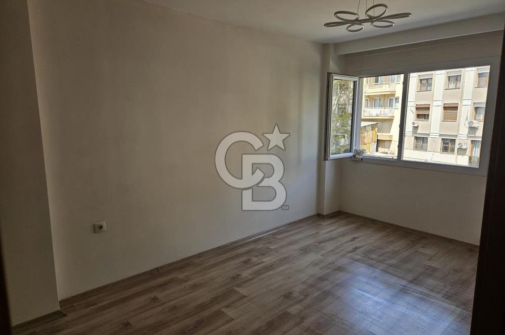 BAYRAKLI  EMEK  MAHALLESİ SATILIK2+1 DAİRE