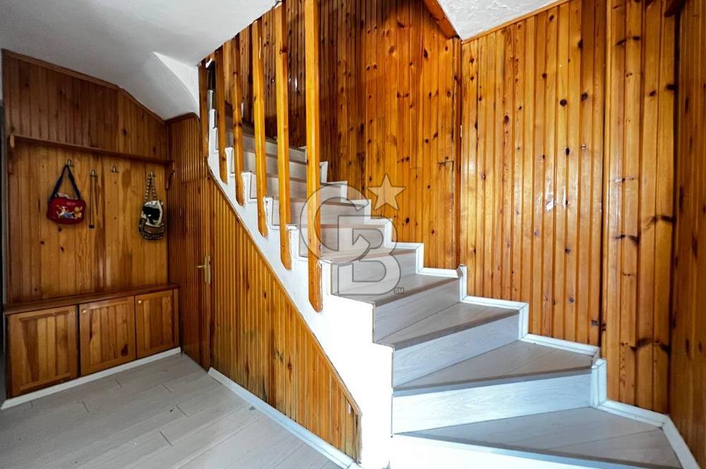 KUŞADASI HER ODADAN DENİZ MANZARALI 5+1 SATILIK KÖŞE VİLLA 