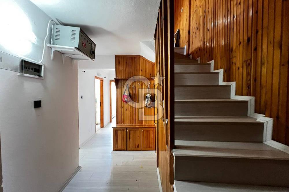 KUŞADASI HER ODADAN DENİZ MANZARALI 5+1 SATILIK KÖŞE VİLLA 