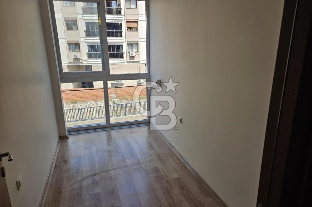 BAYRAKLI  EMEK  MAHALLESİ SATILIK2+1 DAİRE