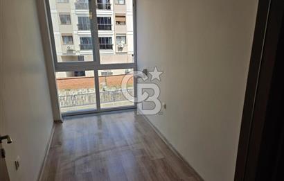 BAYRAKLI  EMEK  MAHALLESİ SATILIK2+1 DAİRE