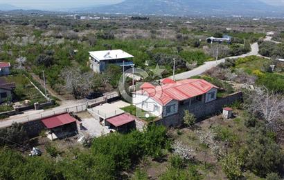 YİĞİTLER DE 3018 M2 İÇERİSİNDE 6+2 TEK KATLI OTOPARKLI MÜSTAKİL YAPI VE BAHÇESİ