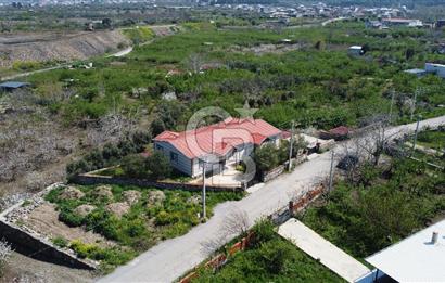 YİĞİTLER DE 3018 M2 İÇERİSİNDE 6+2 TEK KATLI OTOPARKLI MÜSTAKİL YAPI VE BAHÇESİ