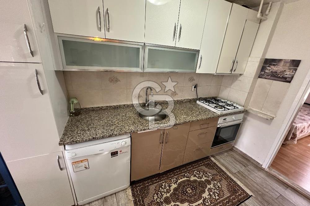 ÇEŞME ILDIR BORNOVALILAR SİTESİNDE KİRALIK BAHÇELİ 3+1 VİLLA