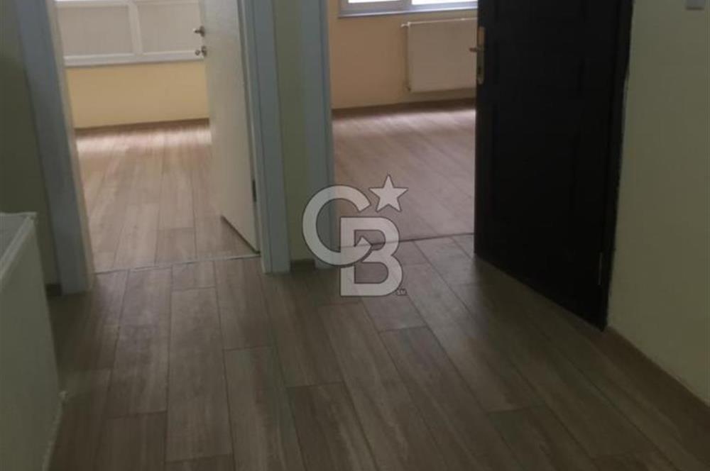 Şarkiye Mahallesi Türkeli Sokak’ta Yenilenmiş Merkezi Konumda Satılık Daire